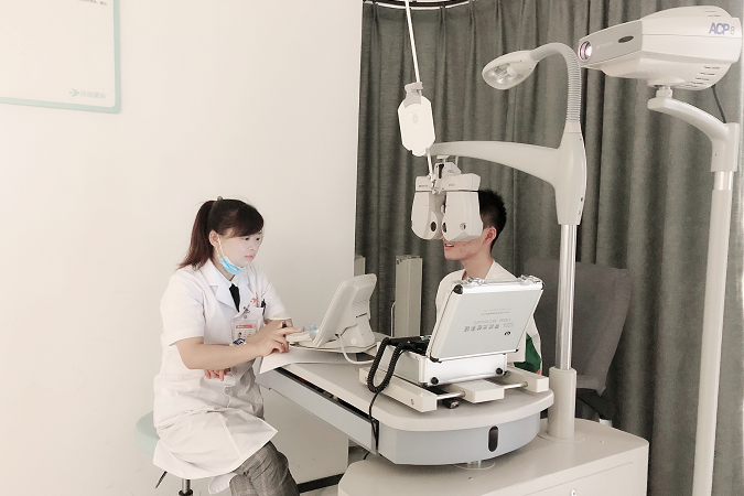 全激光飞秒价格高吗？