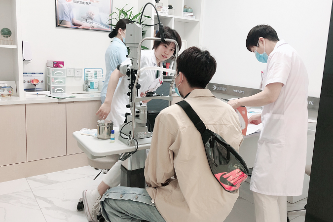 有没有针对成人的视力恢复方法？