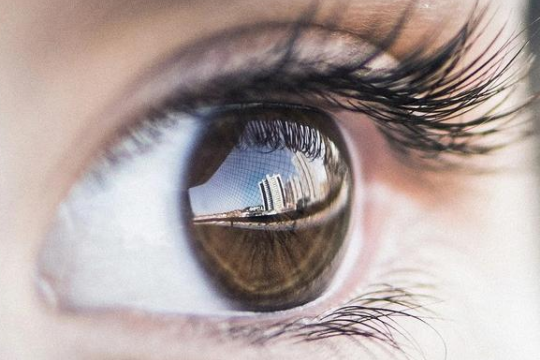 治疗近视的方法有哪些？