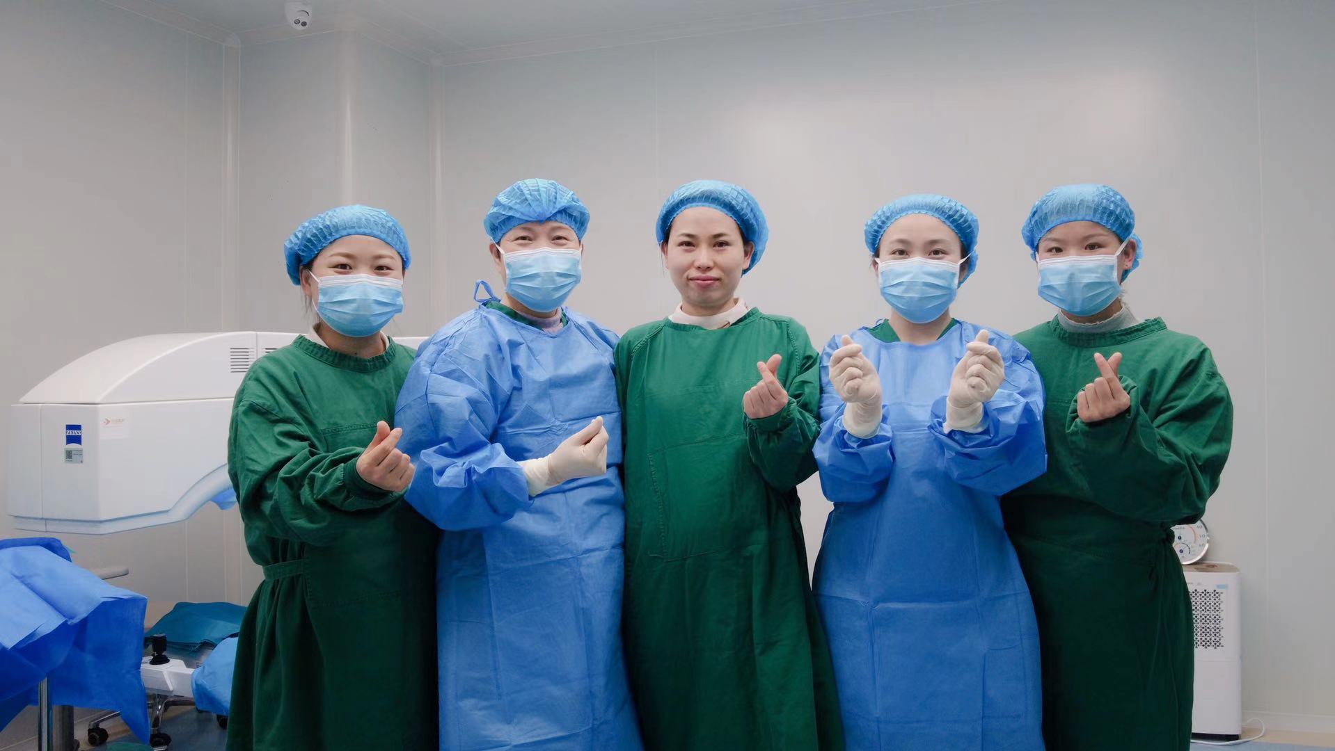 全飞秒激光近视手术和半飞秒激光近视手术有什么区别？  