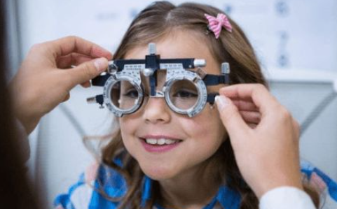 儿童近视智能眼镜价格表贵吗？