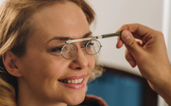 近视激光手术后遗症是否存在呢？