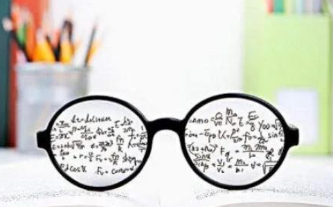 做近视手术好吗？需要注意什么？