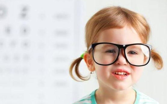 儿童视力智能眼镜好用吗？