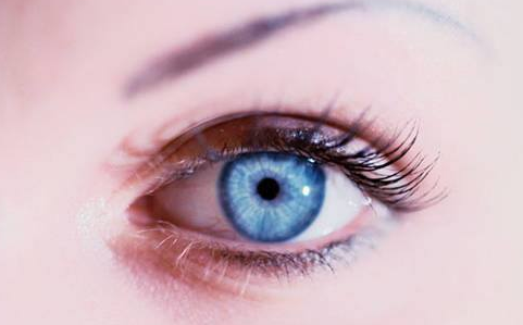 眼睛散光怎么治疗？