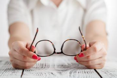 合肥沃瑞眼科医院眼睛植入晶体手术多少钱？