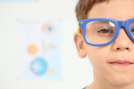 全飞秒矫正近视眼手术 激光手术矫正近视眼多少钱？