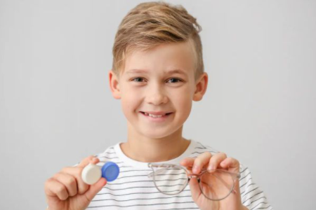 星趣控镜片和角膜塑形镜哪个对视力更好？