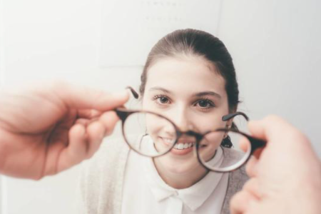 全飞秒和半飞秒如何选择，具体依据有哪些？