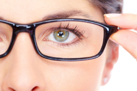 合肥眼科医院晶体置换手术价格是多少？