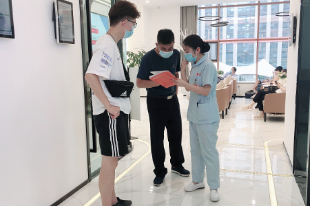 ?近视的人以后真的不会老花吗？