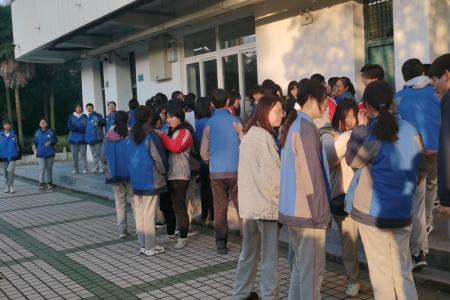 沃瑞眼科走进安庆九中，开展眼健康公益体检活动
