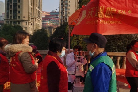 沃瑞眼科走进肥西县肥光社区，开展公益眼健康体检